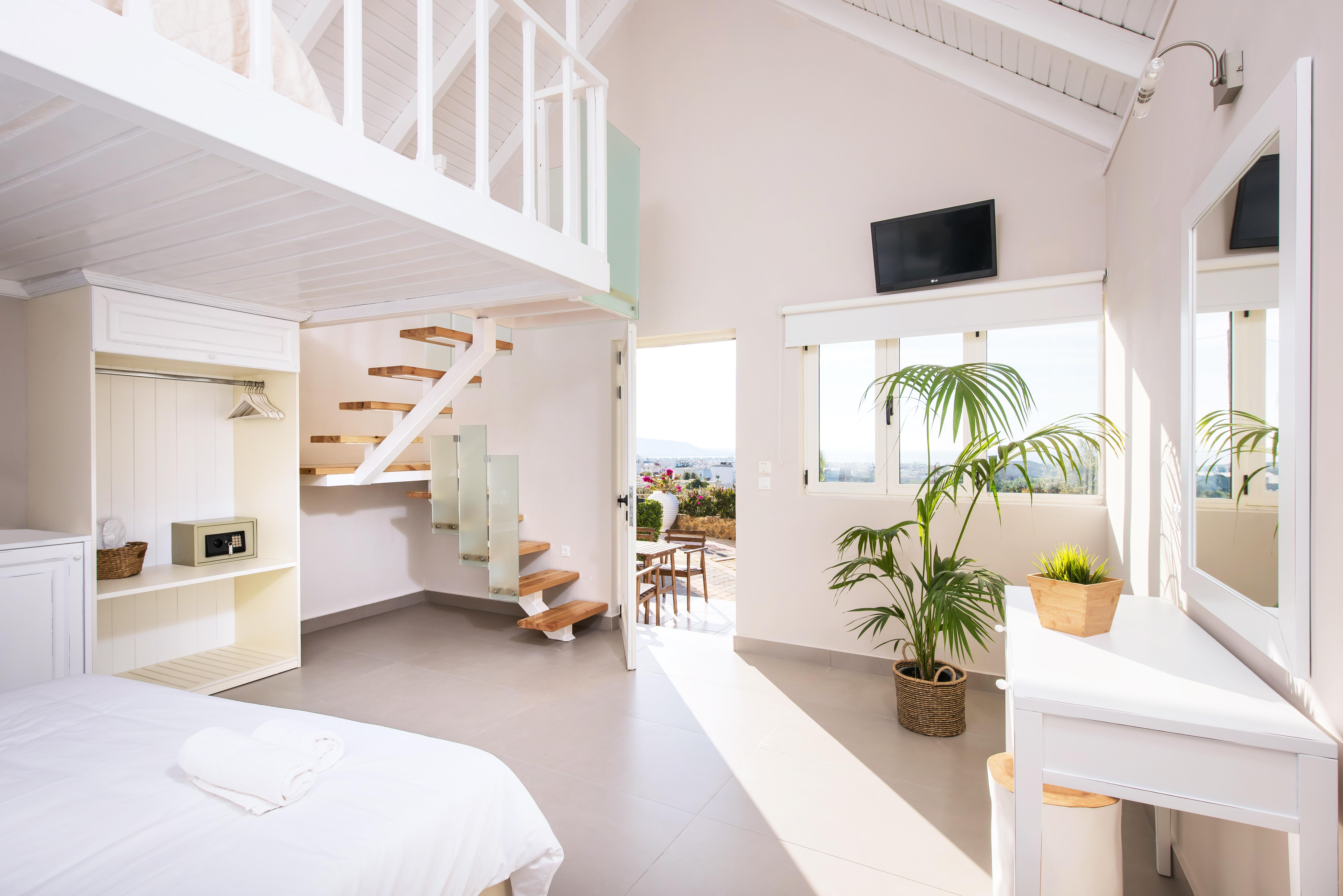 Notos Heights Hotel & Suites Малиа Екстериор снимка